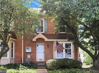447 Oakmont Ct, Harleysville, PA 19438