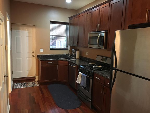 5th image of 5342 N Winthrop Ave APT 2E