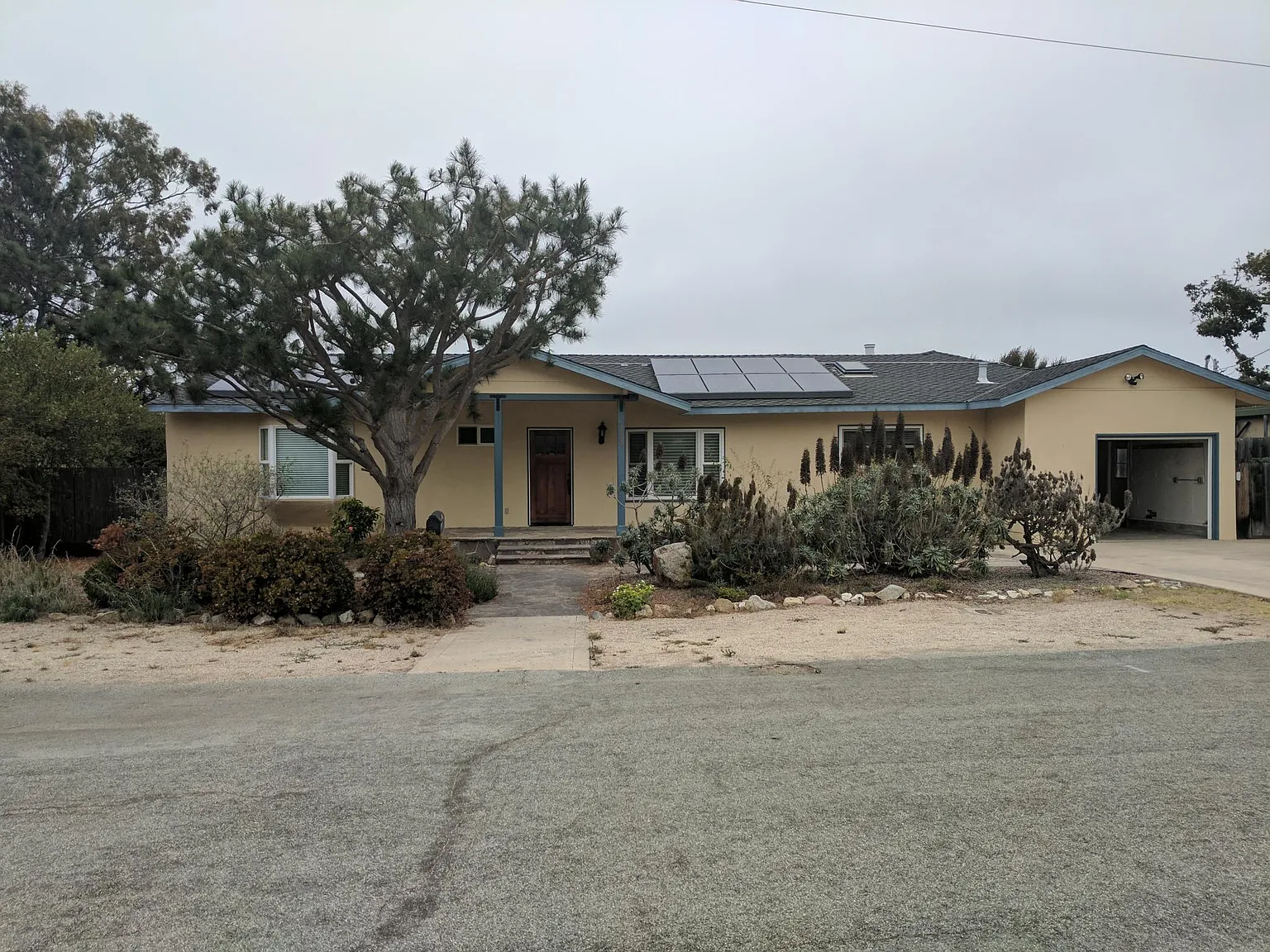 1575 Mira Mar Ave photo 1