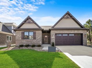 9437 Rich Ln, Orland Park, IL 60467