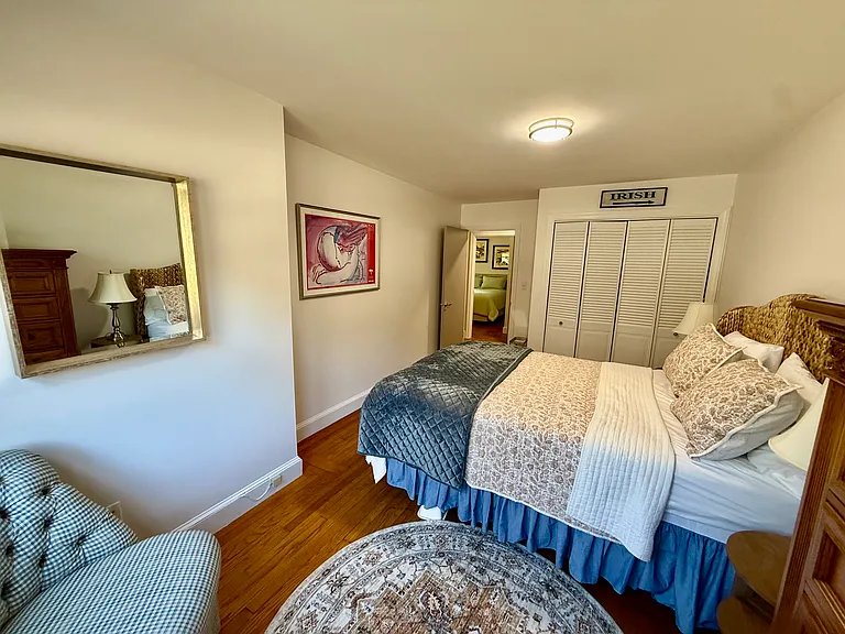8 McCormick Rd — Photo 14