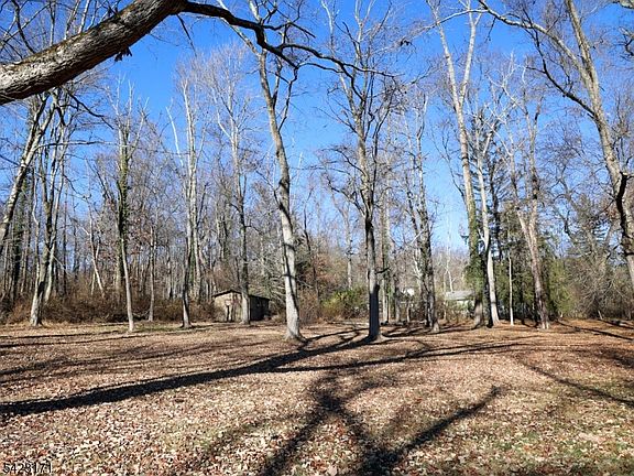 5th image of 136 Red Hill Road