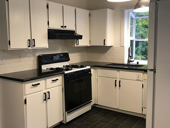 2nd image of 4122 32nd Avenue Ct