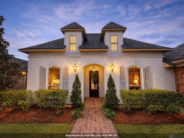 13884 Cobblestone Dr, Denham Springs, LA 70726