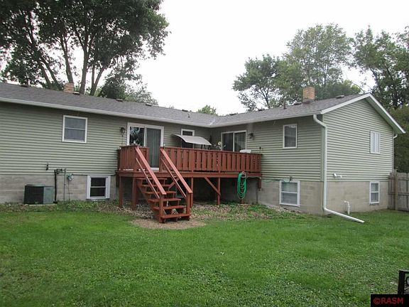 4th image of 32418 Grogan Dr
