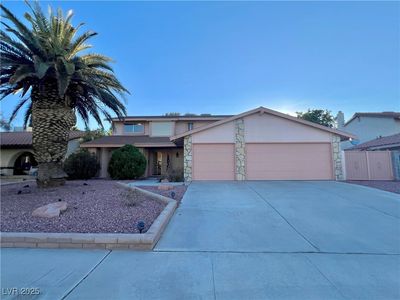 304 Broxton Ln, Las Vegas, NV, 89107
