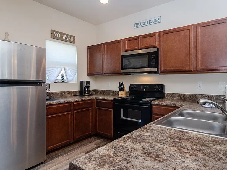 808 Blanche Ave #1 — Photo 12