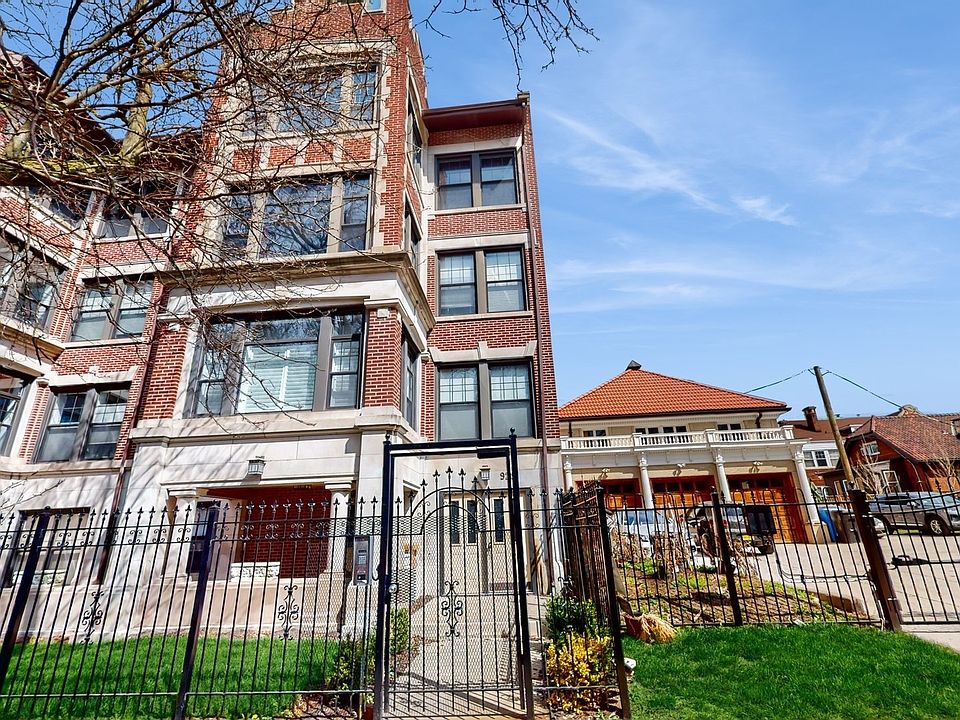 1st image of 928 E Hyde Park Blvd Unit 4