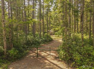 200 E Windstar Rd, Union, WA 98592