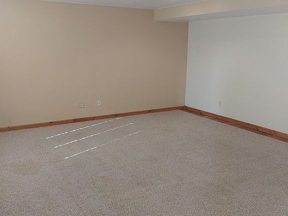 3rd image of 594 E 100th St N #1