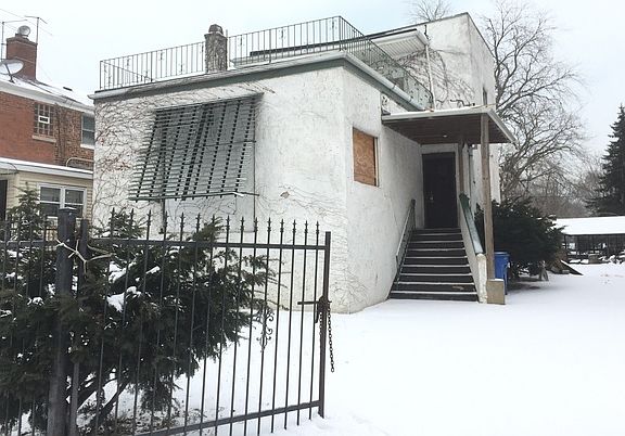 2nd image of 7853 S South Shore Dr
