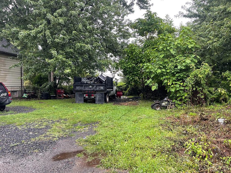 1st image of 41 Reservoir Ave