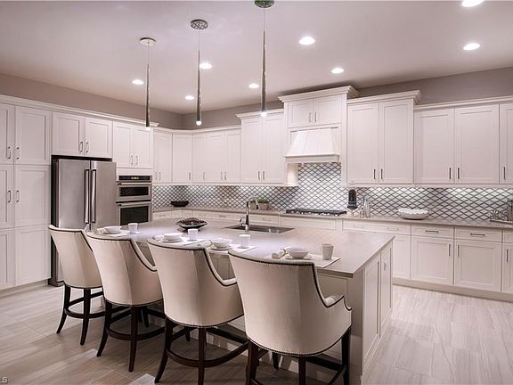 3rd image of 3125 Capistrano Ln