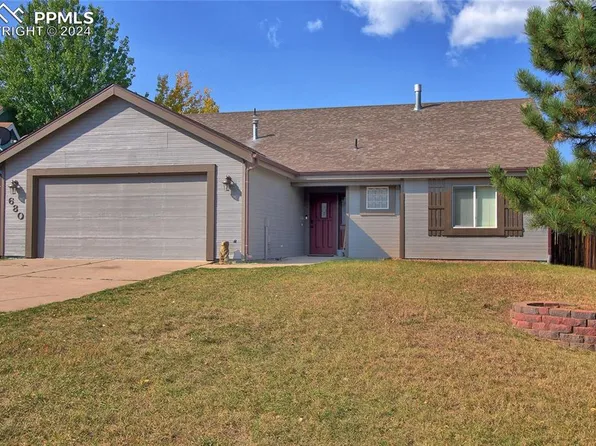 680 Calico Ct, Woodland Park, CO 80863