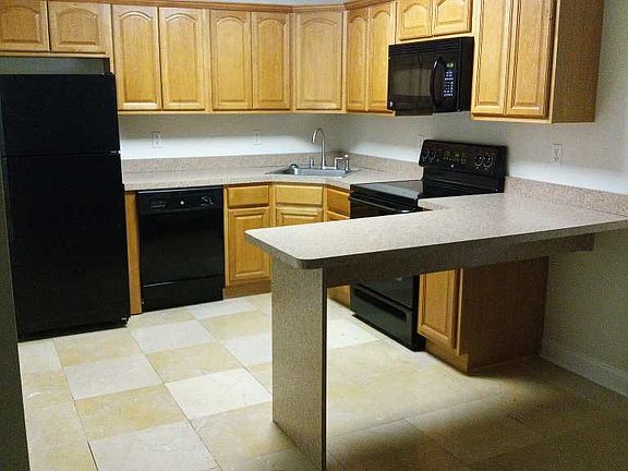 2nd image of 34 Main St APT 2D