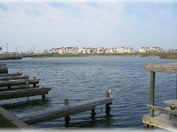 5th image of 15217 Leeward Dr #2-A
