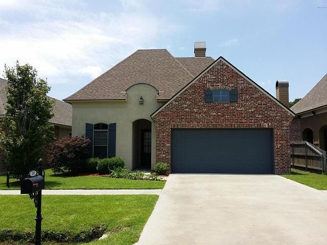 1st image of 207 Annabelle Dr