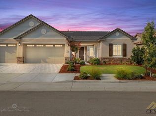13814 Elbury Ave, Bakersfield, CA 93311