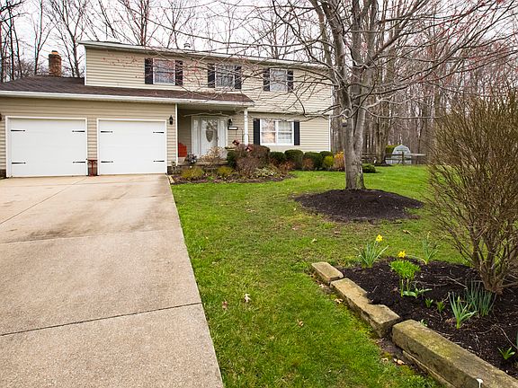 3rd image of 5223 Topaz Dr