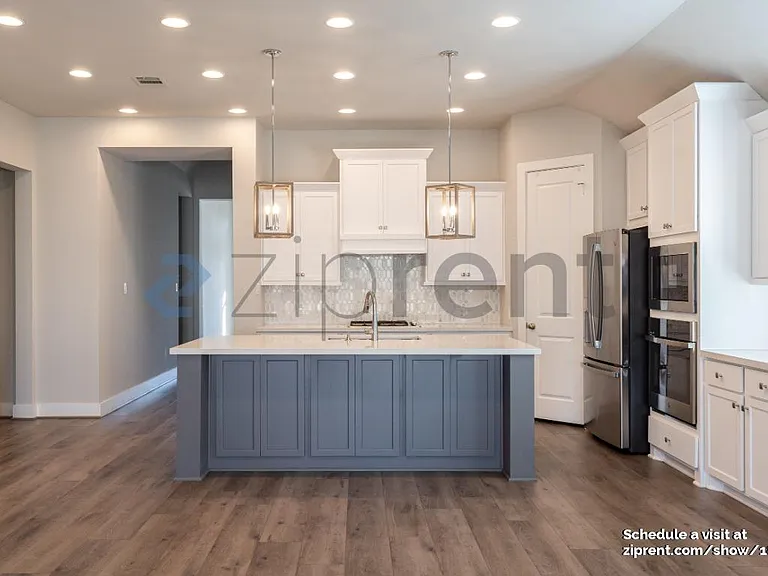 256 Eagle Ford Dr — Photo 5