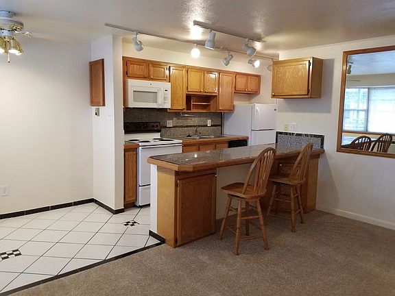 2nd image of 640-680 S Lashley Ln #680-313