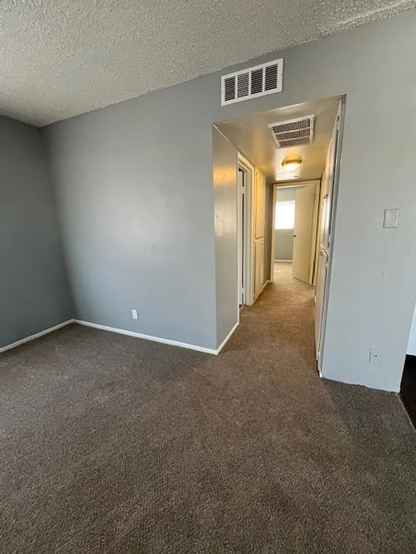 Cabana Apartments Available Now — Photo 4