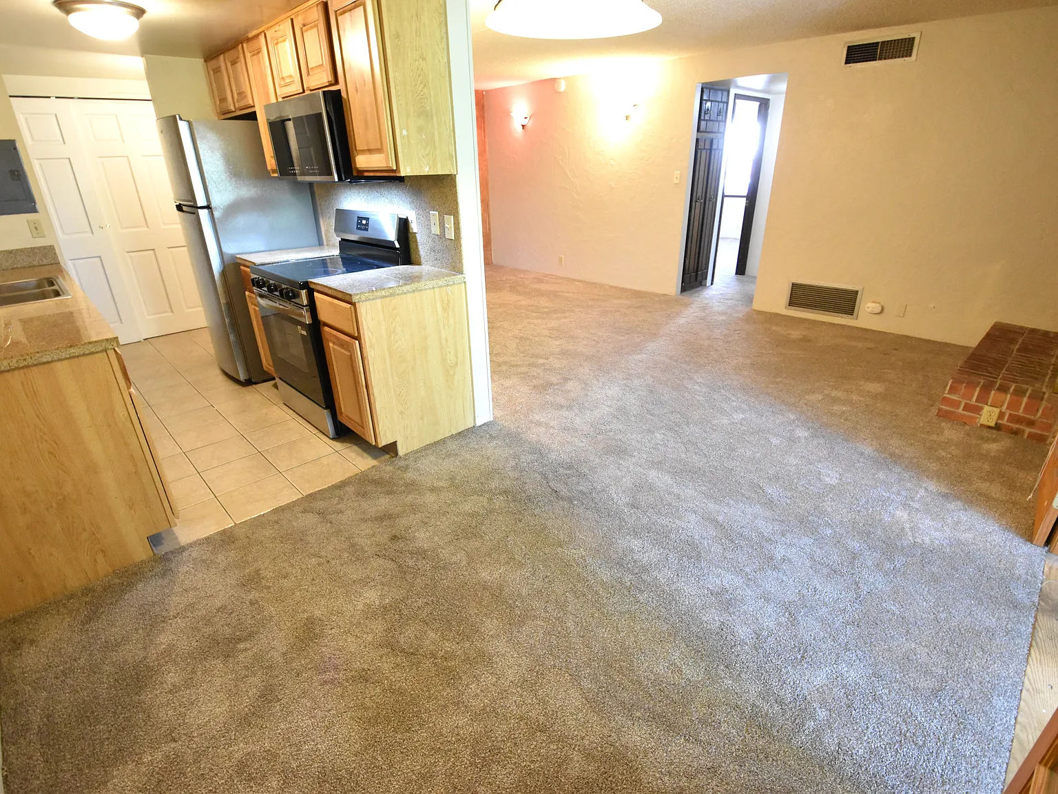 3 bed, 1120 sqft, $700 — Photo 4