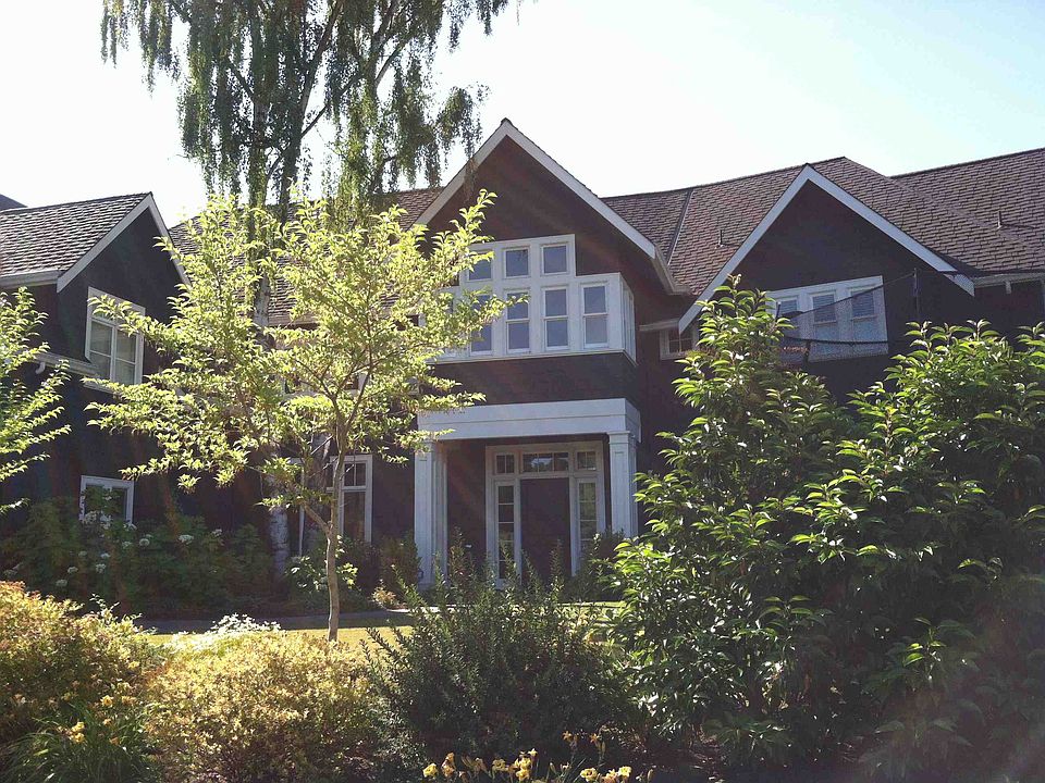 2nd image of 6005 NE Kelden Pl