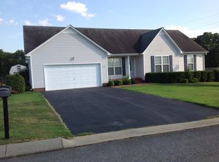 1630 Wellington Dr, Columbia, TN 38401
