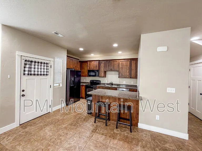2119 Orchard Pines Loop — Photo 6