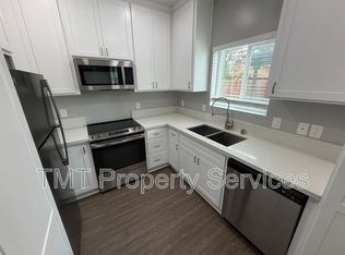 1813 Helena Ave, Sacramento, CA 95815