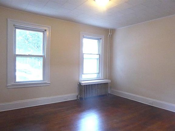 5th image of 124 71st St #1