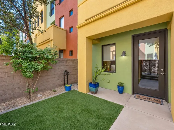 2431 E Autumn Flower Dr, Tucson, AZ 85718