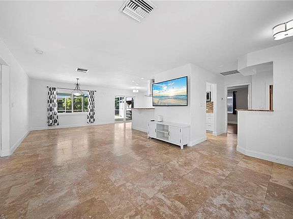 3rd image of 7454 Sea Island RD