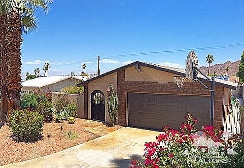 1st image of 52880 Avenida Martinez