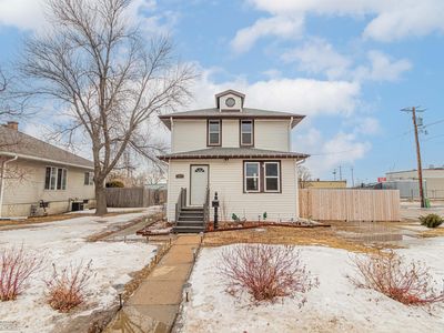 11 Center St, West Fargo, ND, 58078