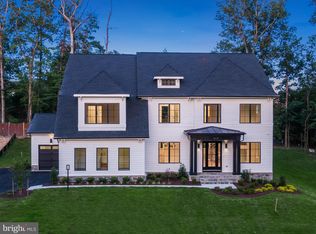 9209 Franks Point Ln, Lorton, VA 22079