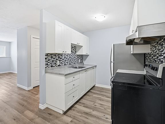 3rd image of 6632 Notre Dame St #105