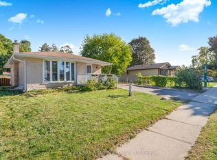 146 Appalachian Cres, Kitchener, ON N2E 1A4