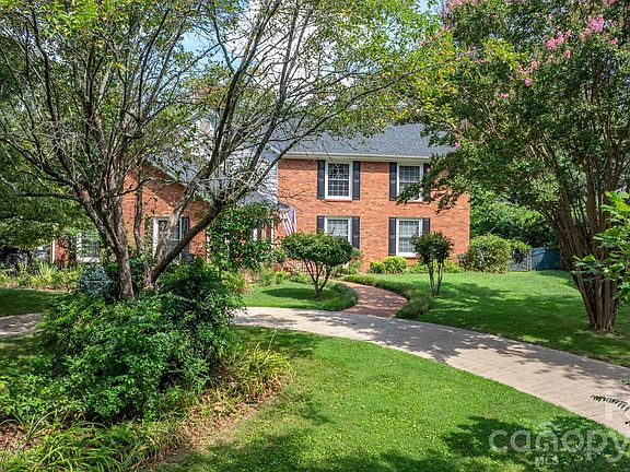 5th image of 1750 5th Street Dr NW