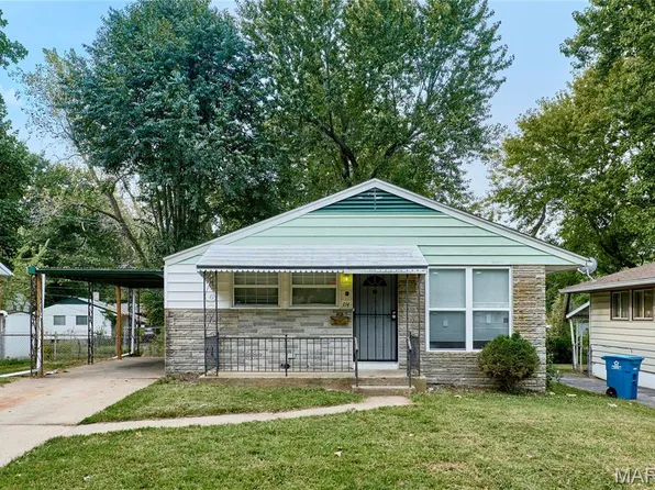 114 Monteith Cir, Saint Louis, MO 63137
