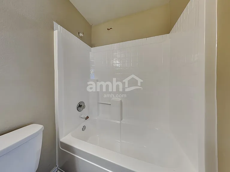 16425 N 113th Dr — Photo 10