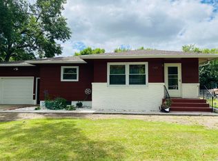 123 Gorder Dr, Aberdeen, SD 57401
