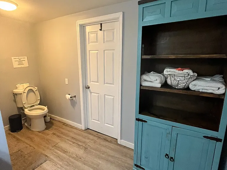 213 Kimball Ave — Photo 8