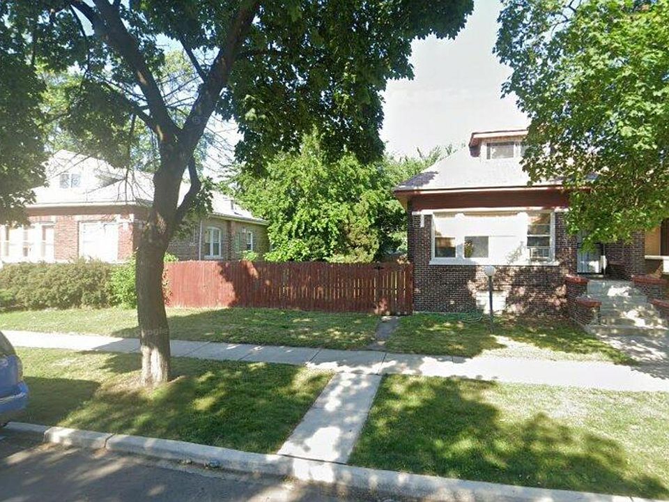 1st image of 8356 S Paxton Ave