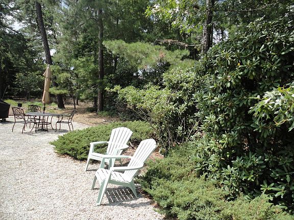 4th image of 104 Whitmore Dr