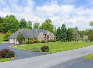 525 Orchard Lake Dr, Daleville, VA 24083