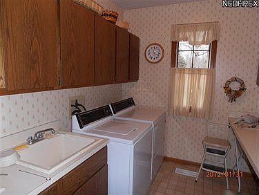 4th image of 6847 Deepwood Ln