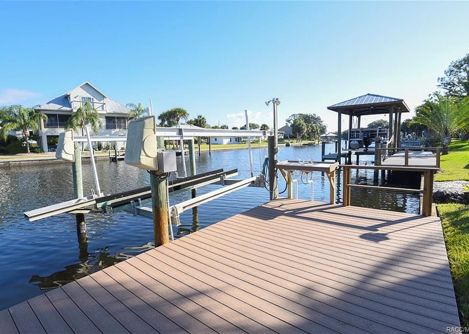 1st image of 11941 W Bayshore Dr