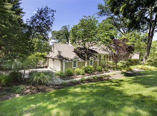3 Brown Thrasher, Hackettstown, NJ 07840